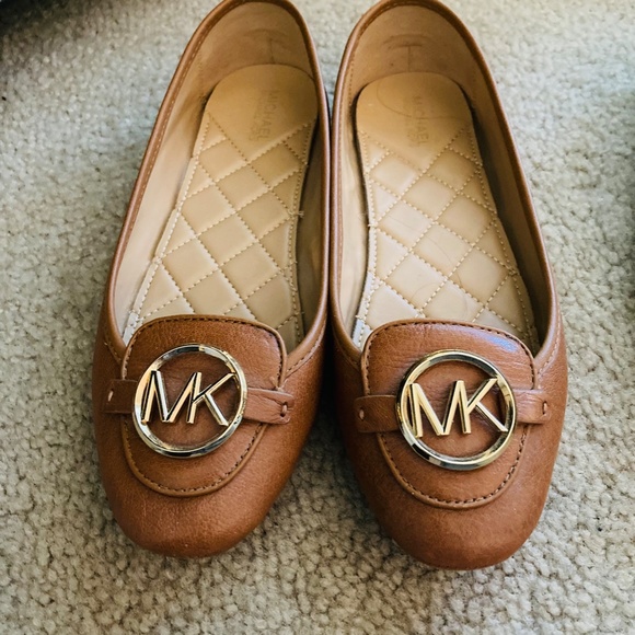 Michael Kors flat - Picture 2 of 6